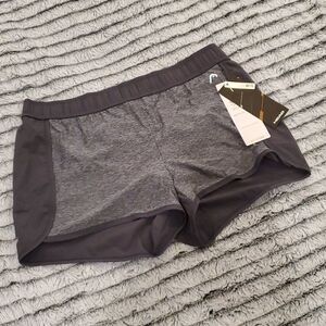 HEAD inside track dri-motion shorts size L